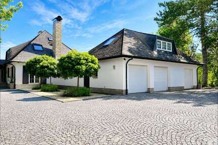Haus zum Kaufen in Karlstein am Main 2.790.000,00 € 387.46 m²