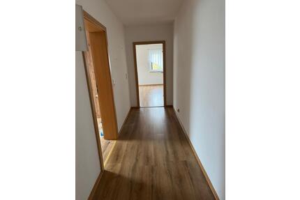 DG Wohnung mit EBK zu vermieten - Oberkotzau