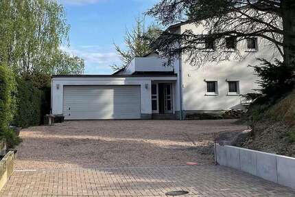 Haus zum Kaufen in Neckargemünd-Waldhilsbach 560.000,00 € 248 m²