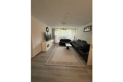 Helle 4 Zimmer Wohnung in Stade