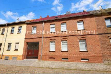 Haus zum Kaufen in Dessau-Roßlau 175.000,00 € 138 m²