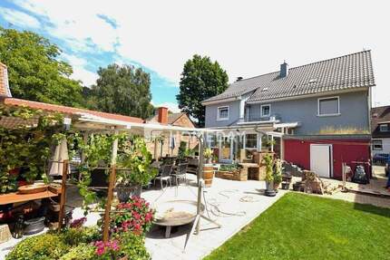 Wohnen mit Stil: EFH inklusive beheiztem Wintergarten und viel Komfort - Ruppertsweiler