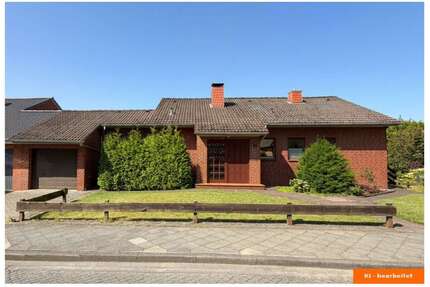 Haus zum Kaufen in Stade 359.000,00 € 117.66 m²