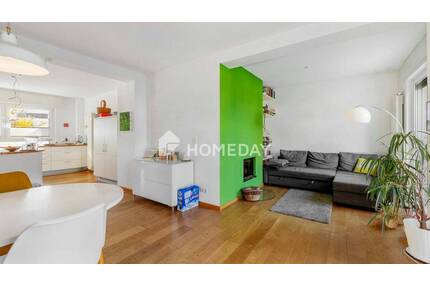 Teilmodernisiertes Reihenmittelhaus mit Garten, Kamin, Balkon und Garage in ruhiger Lage - Hofheim am Taunus Langenhain