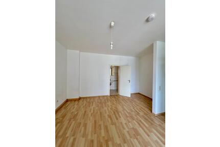 Modernes und offenes 1-Zimmer-Apartment in Krefelder Stadtnähe - Langenfeld (Rheinland)