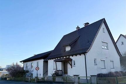 Nähe Fa KAESER: EFH & Bungalow mit Einliegerwhg, sofort frei, zu nur 1 Preis - Coburg Bertelsdorf
