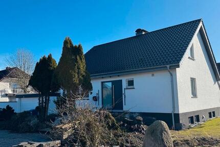 Kernsaniertes Einfamilienhaus - 630.000,00&nbsp;EUR Kaufpreis, ca.&nbsp; 180,00&nbsp;m&sup2; in Lippstadt (PLZ: 59558) Garfeln