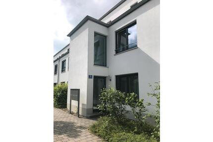 Moderne und gemütliche, zentrumsnahe 2-Zi-Wohnung - Ingolstadt Südost