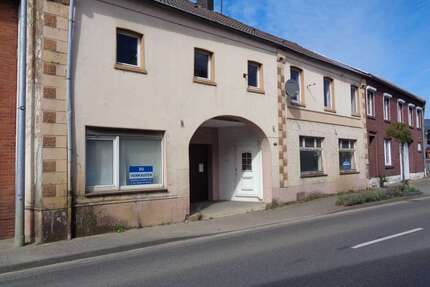 Haus zum Kaufen in Selfkant - Saeffelen 105.000,00 € 155 m²