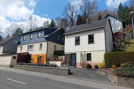 Gepflegtes Einfamilienhaus - 96.000,00&nbsp;EUR Kaufpreis, ca.&nbsp; 110,00&nbsp;m&sup2;&nbsp;Wohnfl&auml;che in Lichte (PLZ: 98724)