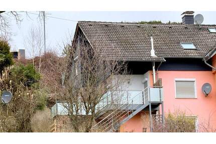 Doppelhaushälfte in ruhiger Lage von Bad Hersfeld-Heenes zu verkaufen!