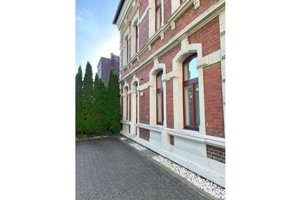 Haus zum Kaufen in Korbach 499.000,00 € 269.73 m²