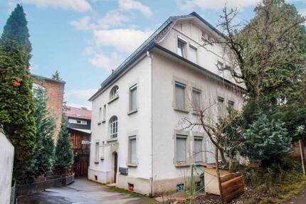 Vorteilhafte Gelegenheit: MFH mit 3 WE und Wertsteigerungspotenzial in Citylage - Stuttgart Ost