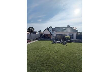 Exklusives Wohnanwesen mit Innenhof vielseitig nutzbar - Karben