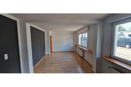 Wohnen wie im Einfamilienhaus inkl. Stellplatz mit 11kW Wallbox, - Koblenz Karthause