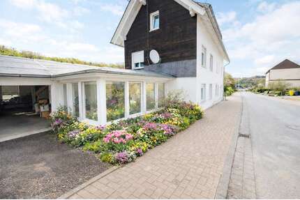 Haus zum Kaufen in Sulzbach 137.000,00 € 163.5 m²