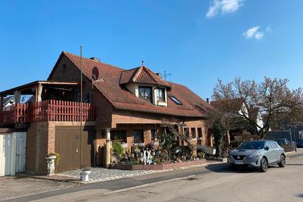 Doppelhaushälfte mit Garten, Terrasse und Balkon in 71093 Weil - Weil Im Schönbuch