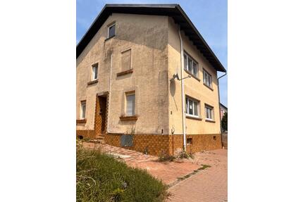 Haus zu vermieten und zum Kauf - 1.400,00&nbsp;EUR Kaltmiete, ca.&nbsp; 130,00&nbsp;m&sup2; in Sinsheim (PLZ: 74889)