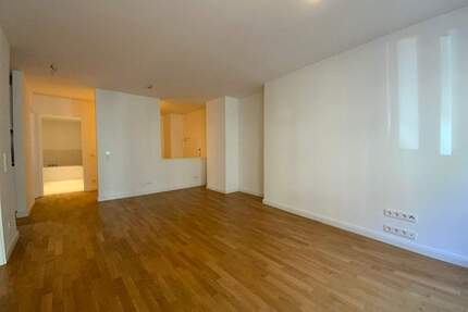 Charmante 2 Zimmer-Wohnung mit Einbauküche zwischen Rhein und KÖ im Andreas Quartier - Düsseldorf Altstadt