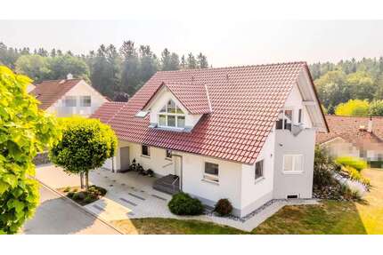Haus zum Kaufen in Laupheim 649.500,00 € 187.94 m²