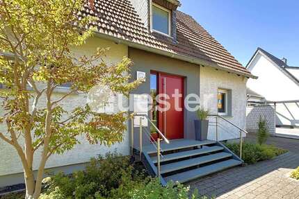Haus zum Kaufen in Moers 450.000,00 € 115 m²