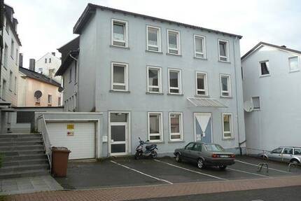 Großzügiger Gewerbekomplex im Innenstadtbereich neu zu vermieten. Teilung in 3 Vermietungseinheiten ist möglich. - Lüdenscheid