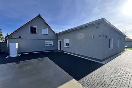 Haus zum Kaufen in Zossen 498.000,00 € 165 m²