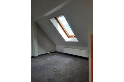 Dachgeschosswohnung - 300,00&nbsp;EUR Kaltmiete, ca.&nbsp; 57,00&nbsp;m&sup2; in Groß Quenstedt (PLZ: 38822)