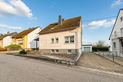 Haus zum Kaufen in Osburg 259.000,00 € 180 m²