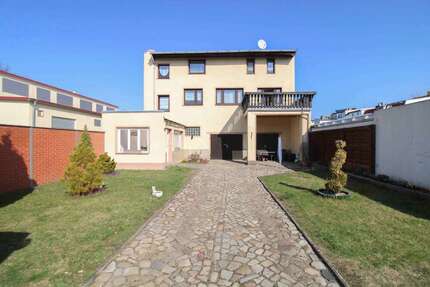 Haus zum Kaufen in Magdeburg 258.000,00 € 150.05 m²