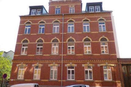 Ab 01.06.26! Zentrumsnahe 3-Zimmer Whg. mit Balkon und Abstellraum - Zwickau Innenstadt