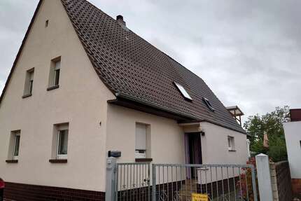 Haus zum Kaufen in Kahl am Main 445.000,00 € 133.35 m²