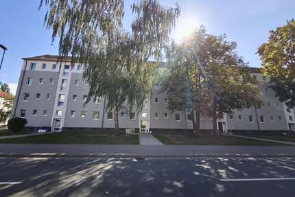 Wohnung zum Mieten in Merseburg 345,00 € 49.21 m²