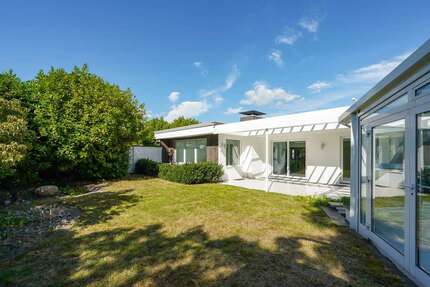 Haus zum Kaufen in Düsseldorf 1.790.000,00 € 239 m²