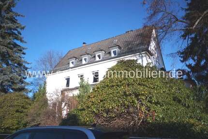 Haus zum Kaufen in Chemnitz Yorckgebiet 549.000,00 € 278 m² - Chemnitz / Yorckgebiet