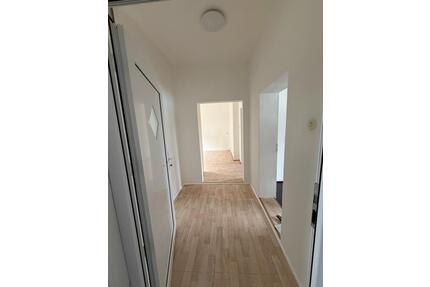 Wohnung zu vermieten - 550,00&nbsp;EUR Kaltmiete, ca.&nbsp; 60,00&nbsp;m&sup2; in Teisnach (PLZ: 94244)