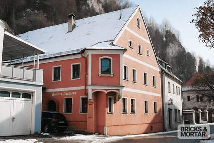 Stadthaus in Kallmünz mit außergewöhnlichem Entwicklungspotenzial