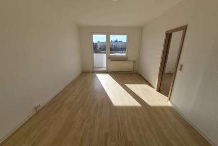 Wohnung zum Mieten in Gera 318,02 € 70.67 m²