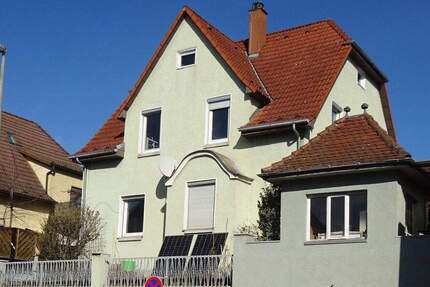 Alleinstehendes Einfamilienhaus für die große Familie in S-Bahn Nähe - Esslingen am Neckar (Oberesslingen)