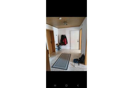 Wohnung im 1. OG zu vermieten - 850,00&nbsp;EUR Kaltmiete, ca.&nbsp; 88,00&nbsp;m&sup2; in Möttingen (PLZ: 86753)