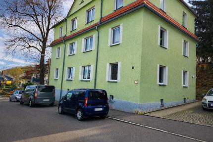 Wer hier einzieht, mietet Gemütlichkeit - 2 Zimmer Wohnung mit Badewanne - Zwickau