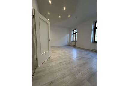 Wohnung zum Mieten in Zwickau 450,00 € 75.3 m²