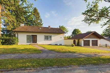 Haus zum Kaufen in Bad Dürrheim 980.000,00 € 230.49 m²