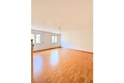 Wohnung zum Kaufen in Stuttgart 349.000,00 € 80 m²