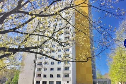 Super 3-Zimmer-Wohnung mit Südbalkon und Aufzug! - Dresden Altstadt