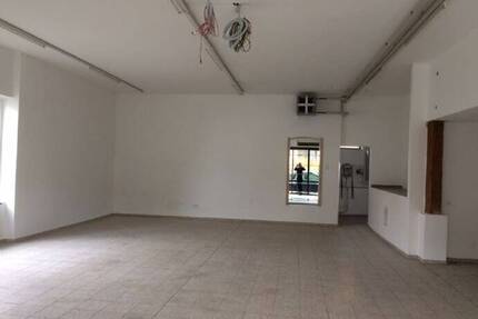 Verkaufsraum, Gewerberäume, Laden direkt an der B14 in Aurach