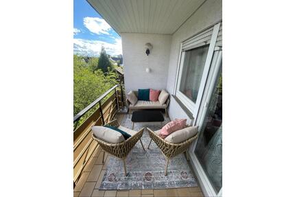 2 Zimmer Wohnung mit Balkon und Blick ins Grüne - Reutlingen Sondelfingen