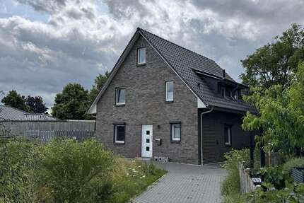Haus zum Kaufen in Groß Wesenberg 598.000,00 € 148.5 m²