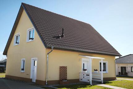 Schönes massives EFH in ruhigem Wohngebiet - vom Eigentümer! - Crivitz