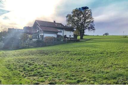 Grundstück zu verkaufen in Söchtenau 549.000,00 € 744 m²